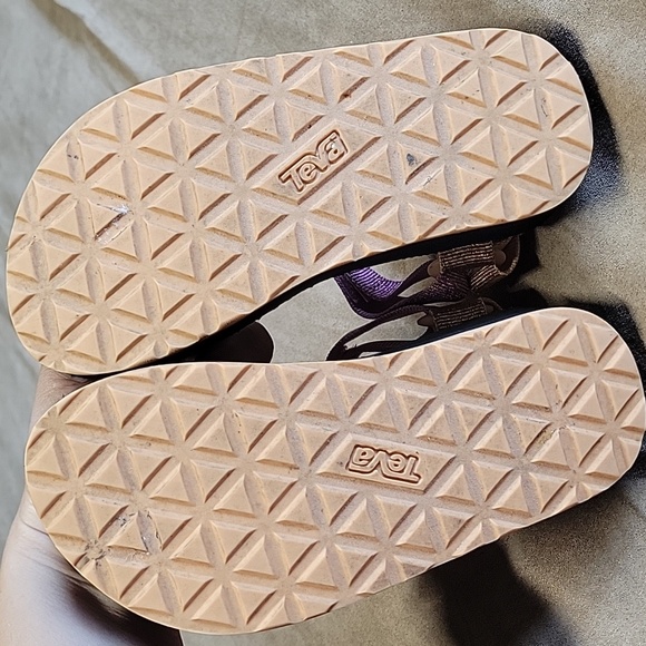 Teva Multicolor Midform Universal Metallic Shiny Strappy Sandals Youth Size 12 - Picture 7 of 13